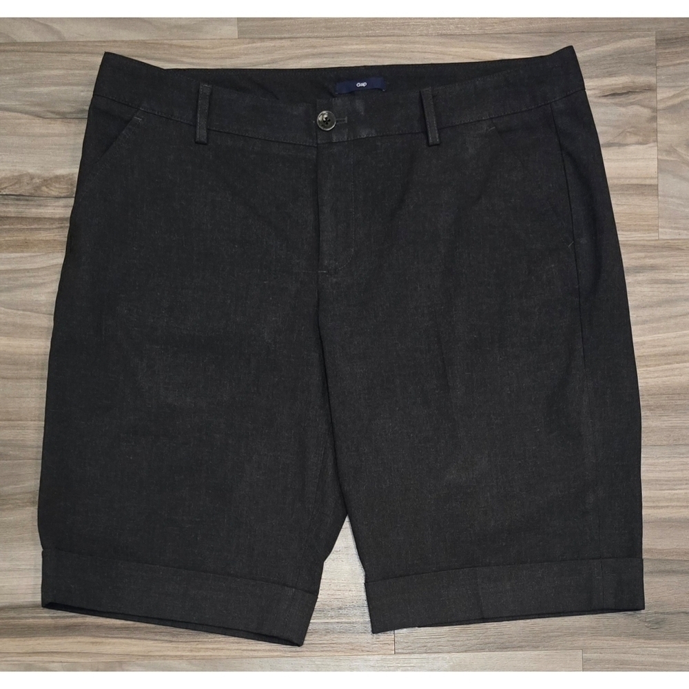 Women’s Gap Bermuda Shorts Size 10
